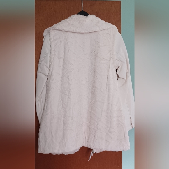 Dennis Basso Women's Sterling Ivory Faux Fur/leather Jacket Size XS - Picture 9 of 10